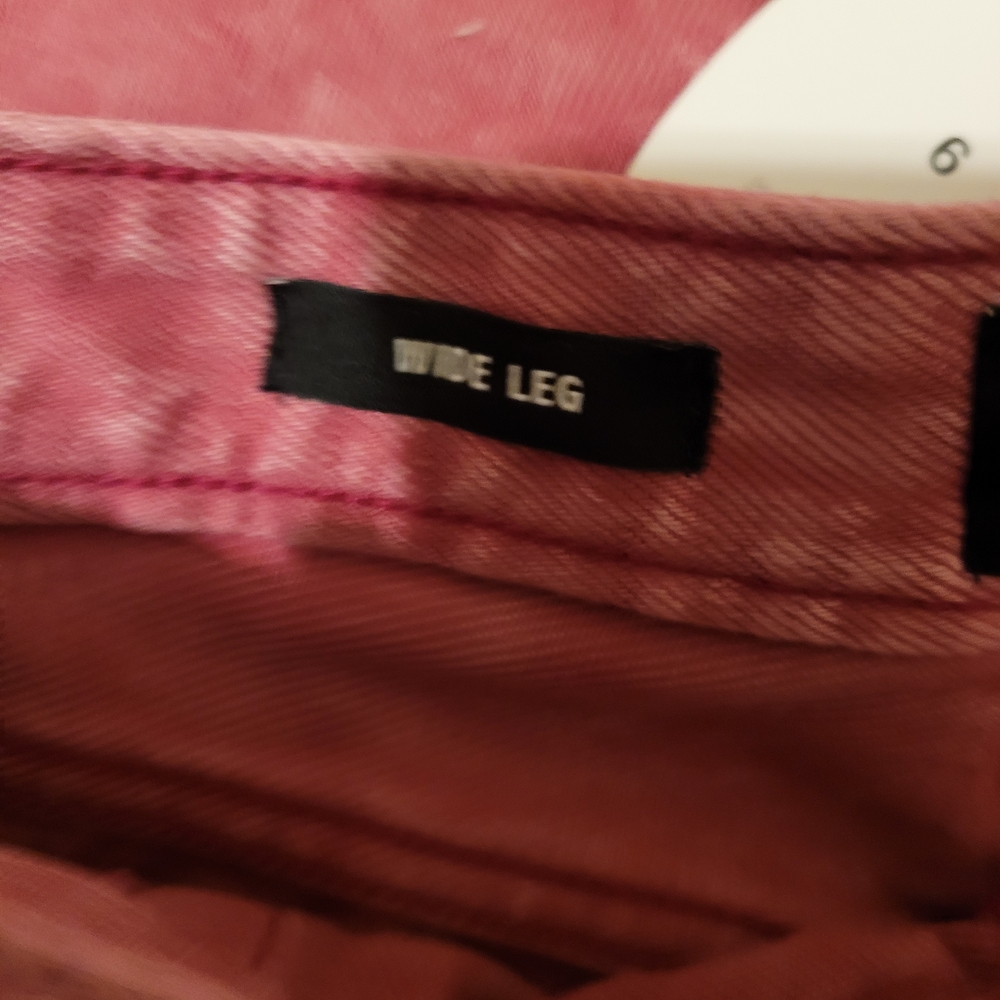 High-Rise Wide Leg Jeans in Rose Wash - Picture 2 of 9